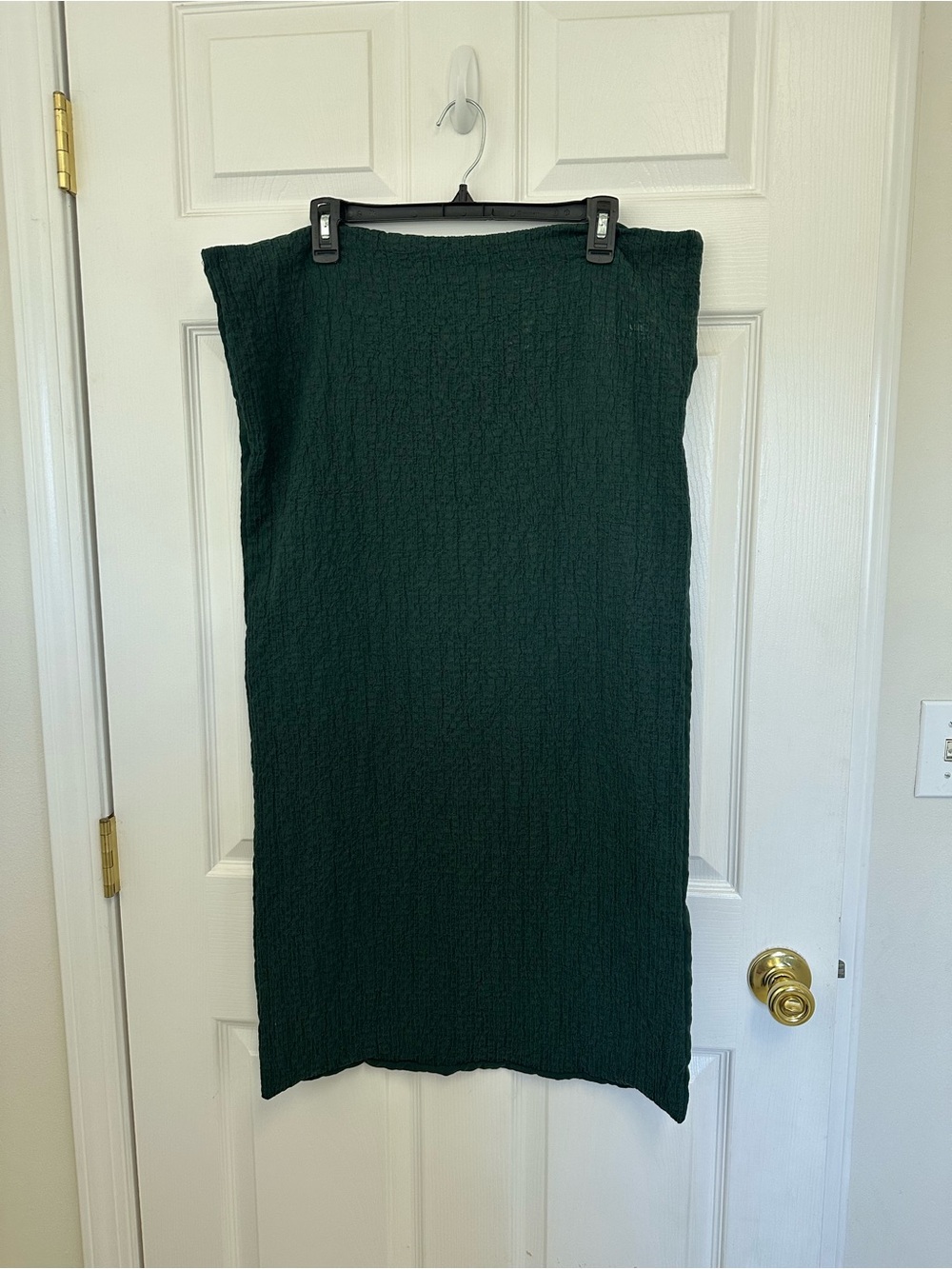 Calvin Klein Dark Green Textured Standard Pillow Case